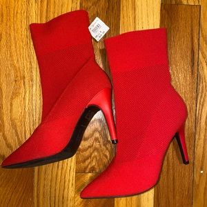 Knitted red heels - NWT - super cute - never worn